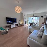 Premium Sea View Retreat With Ac - 10 Min * سيسيمبرا