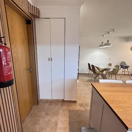 Ocean View Gem With Bbq & Walk To 10min-sesimbra