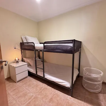 Ocean View Gem With Bbq & Walk To 10min-sesimbra *