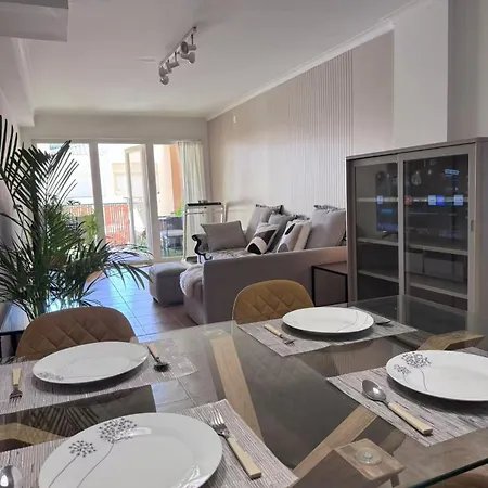 Ocean View Gem With Bbq & Walk To 10min-sesimbra Apartamento