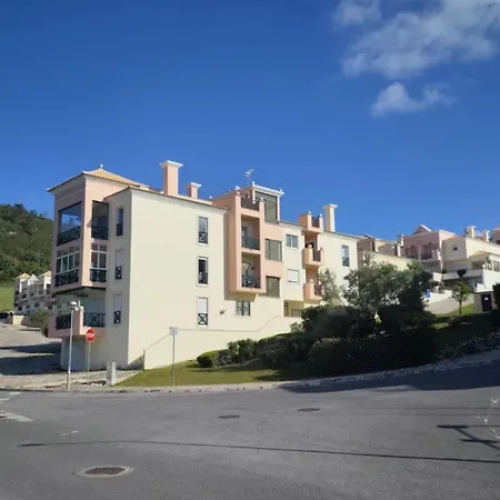 Ocean View Gem With Bbq & Walk To 10min-sesimbra Apartamento Sesimbra