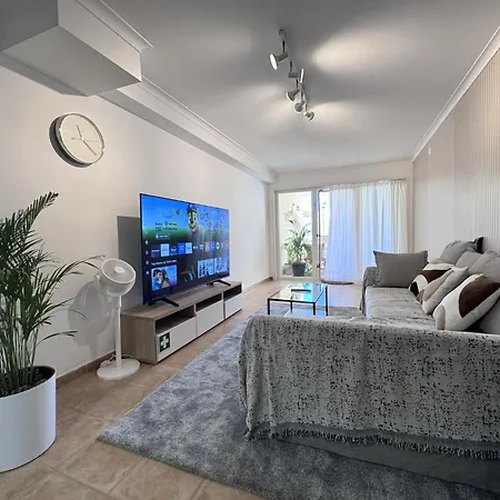 Apartamento Ocean View Gem With Bbq & Walk To 10min-sesimbra Sesimbra