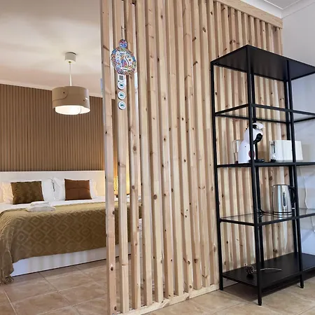 Ocean View Gem With Bbq & Walk To 10min-sesimbra Apartamento