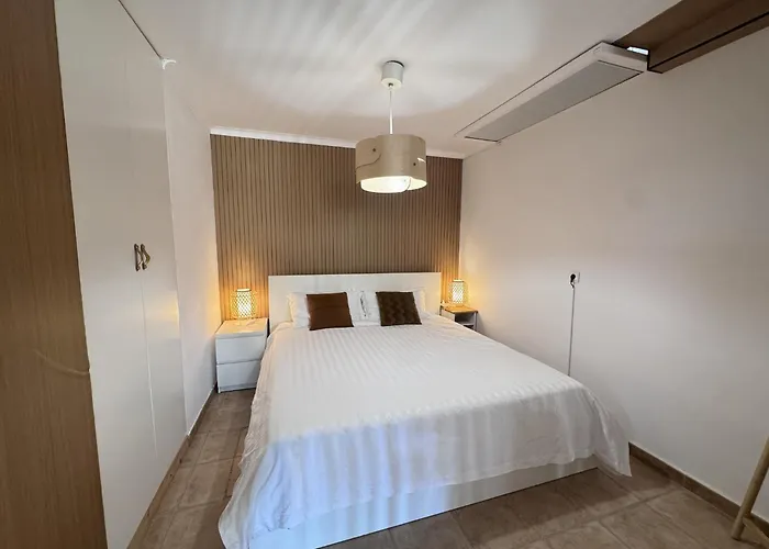 Ocean View Gem With Bbq & Walk To 10min-sesimbra * 塞辛布拉