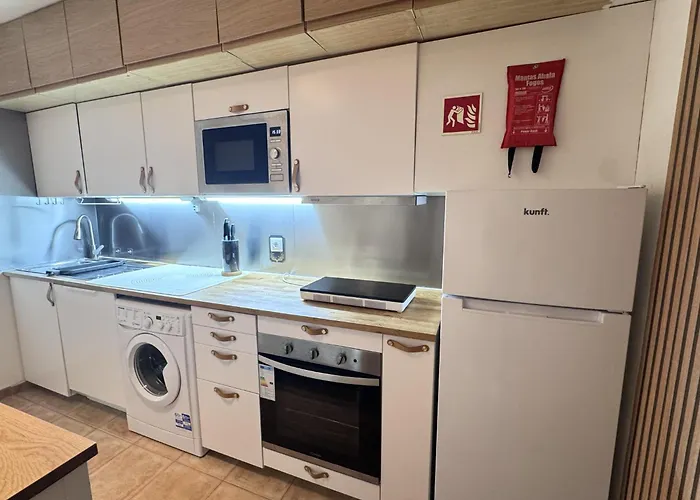 Ocean View Gem With Bbq & Walk To 10min-sesimbra דירה ססימברה