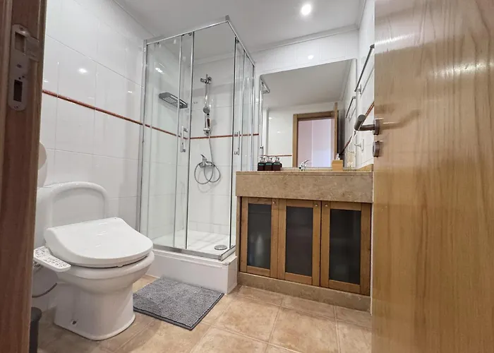 Ocean View Gem With Bbq & Walk To 10min-sesimbra * 塞辛布拉