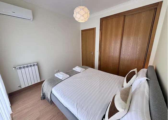 דירה Ocean View Gem With Bbq & Walk To 10min-sesimbra ססימברה