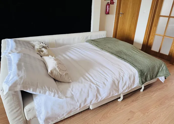 Ocean View Gem With Bbq & Walk To 10min-sesimbra *