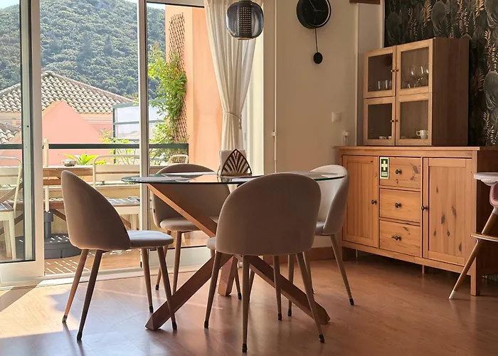 Appartamento Premium Sea View Retreat With Ac - 10 Min